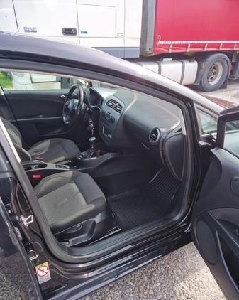 Seat Leon cena 18900 przebieg: 235413, rok produkcji 2008 z Radom małe 92